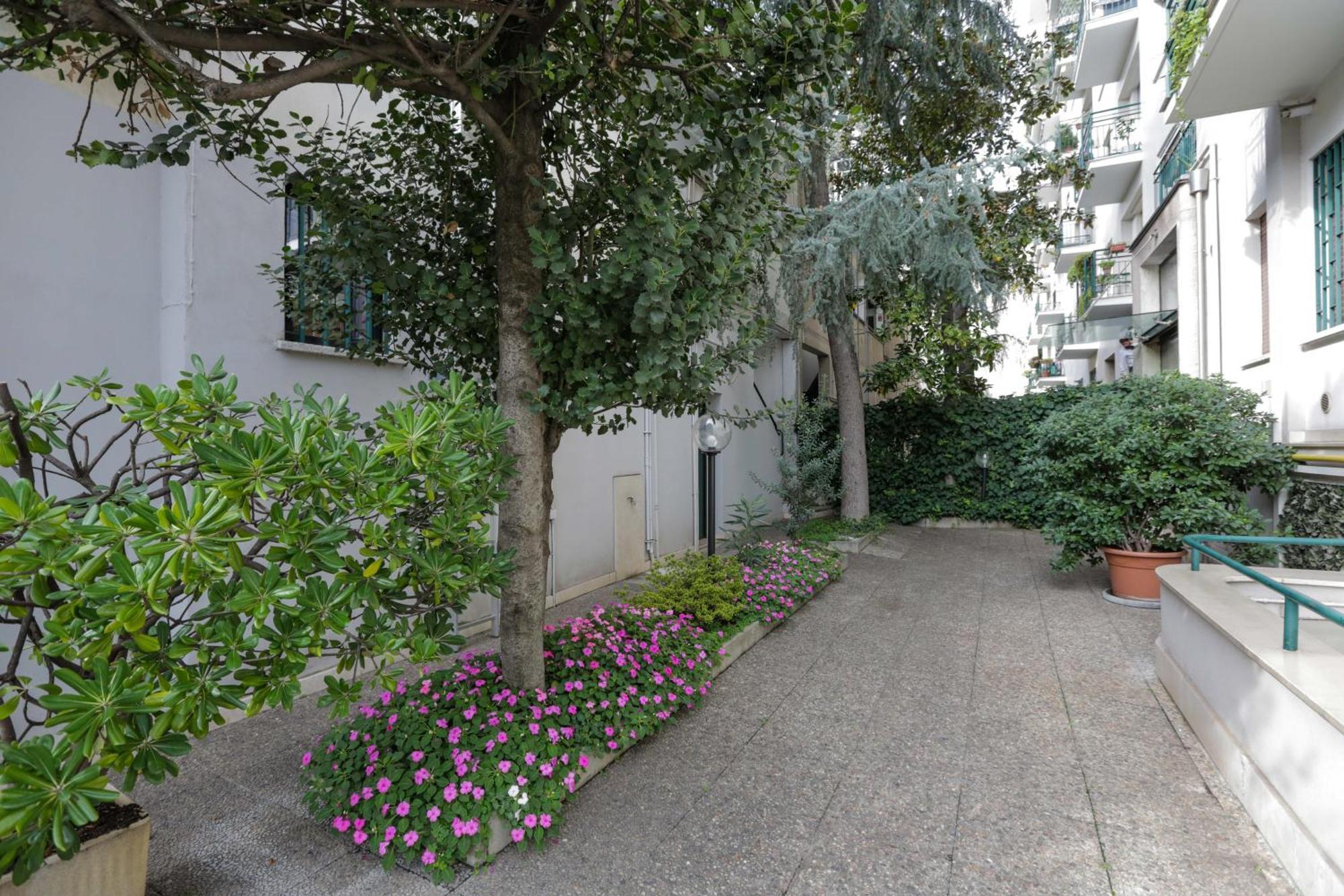 Corso Como-Bosco Verticale Appartamento Con Balcone Milano Dış mekan fotoğraf